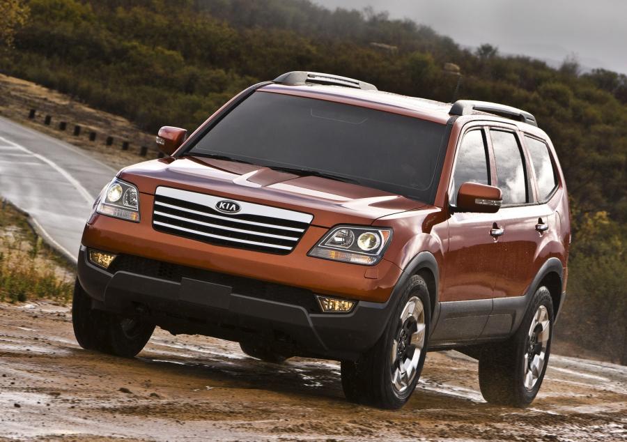  Kia Borrego 2009 года  (фото 332 из 345)